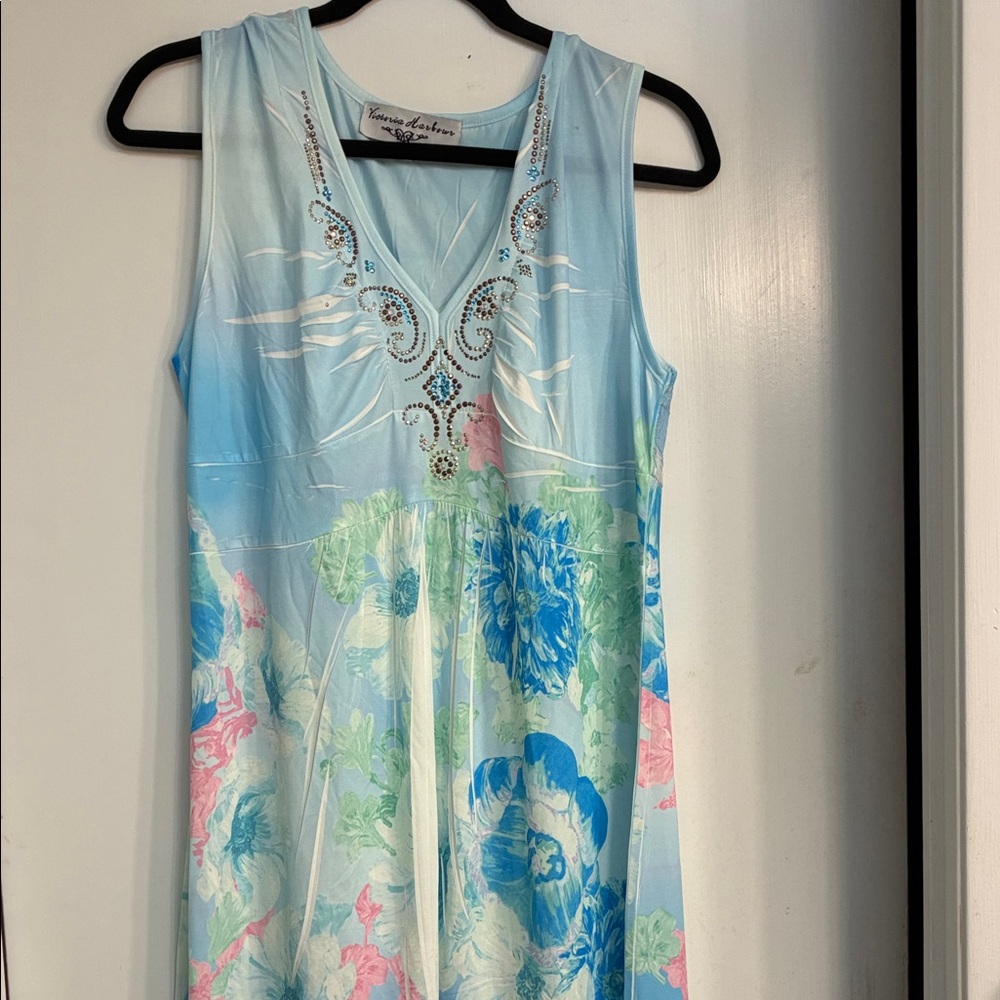 NWOT Sleeveless Floral Dress with Embellished Neckline